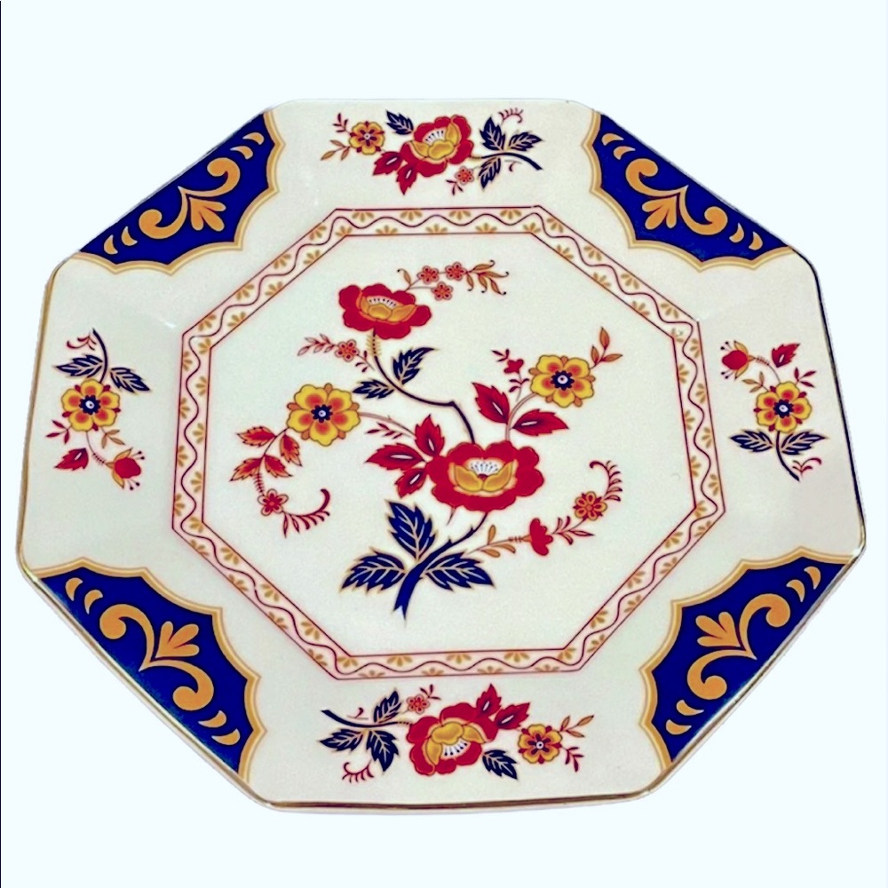 Mikasa "Far East" Dinner plate EUC